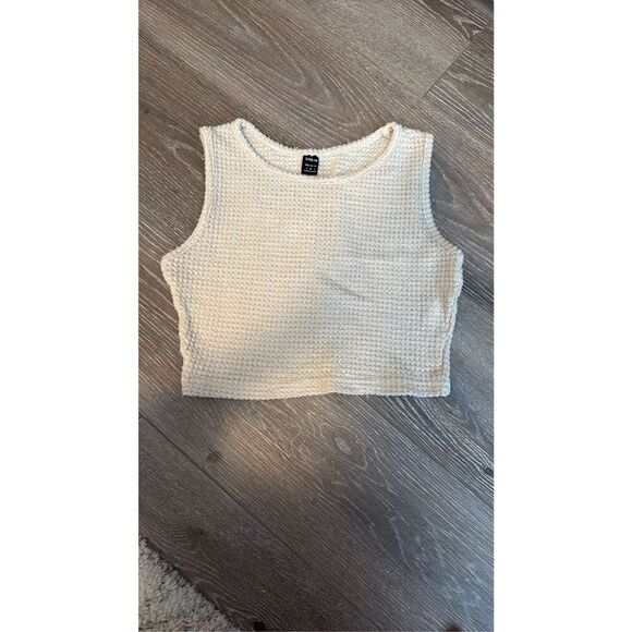 Cream crop top - Picture 3 of 4